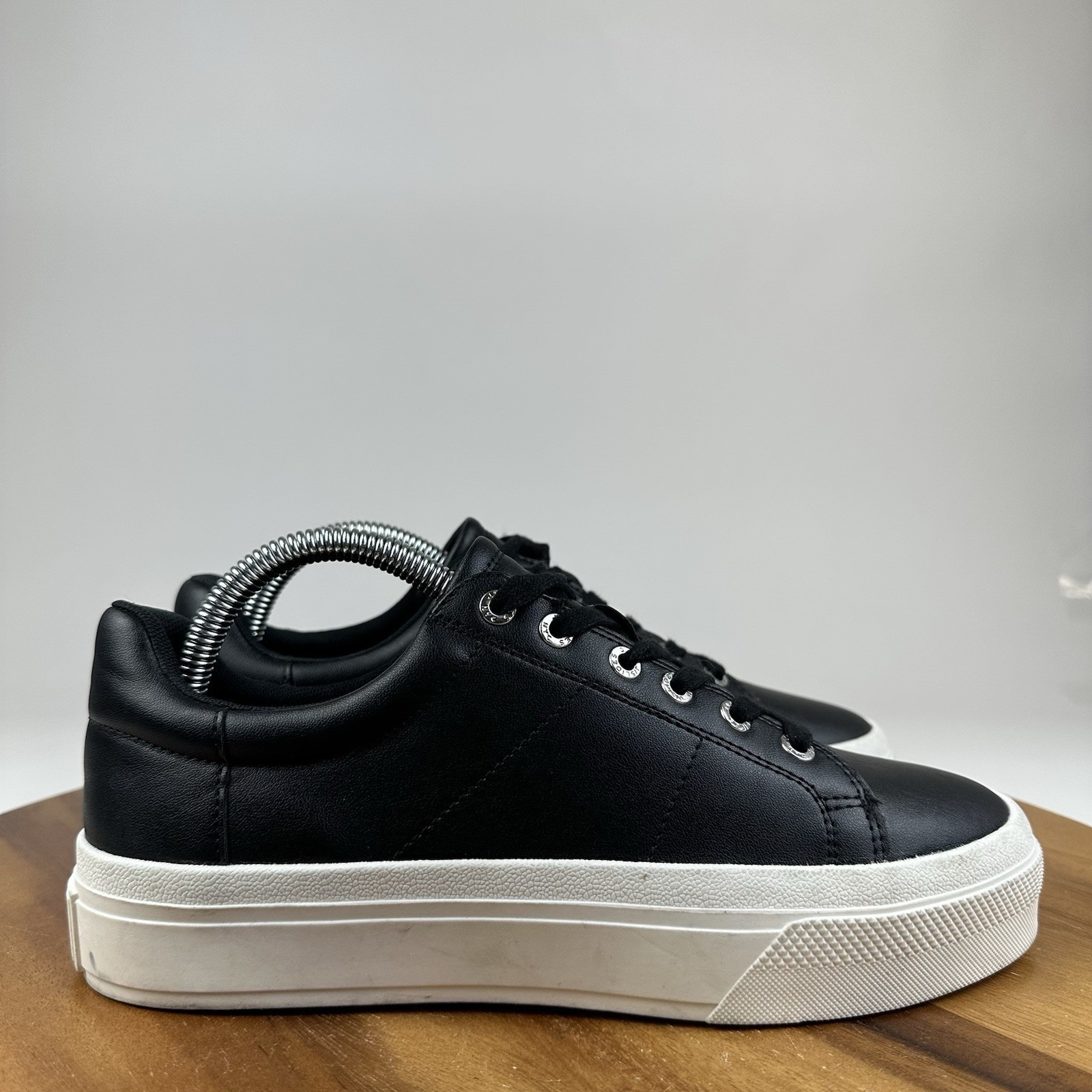 Womens J/Slides Jo Black Faux Leather Casual Lace Up Platform Sneakers Size 7.5